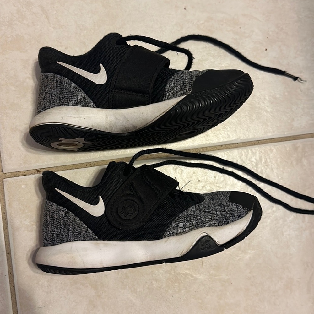 Nike KD Trey 5 VI
